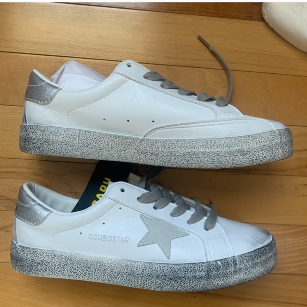 Golden Goose Dupe Sneakers